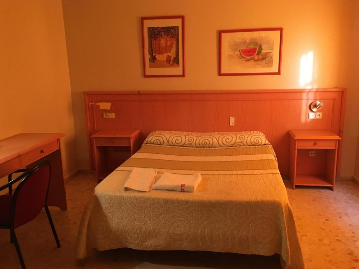 Hostal Carlos III 厄尔埃基多 外观 照片