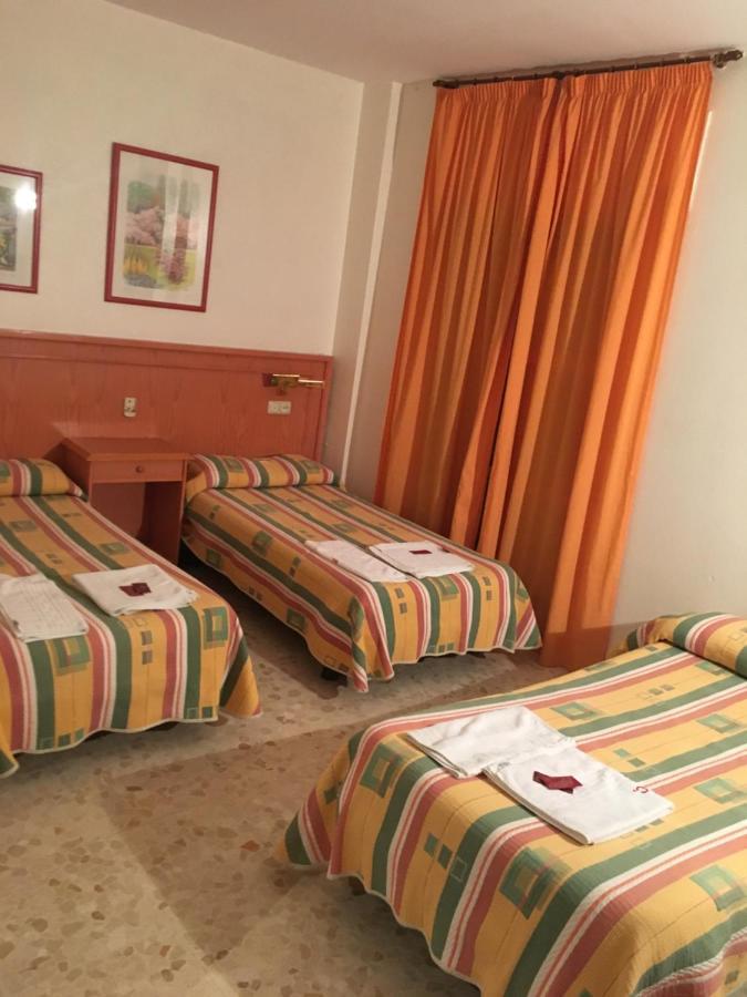 Hostal Carlos III 厄尔埃基多 外观 照片