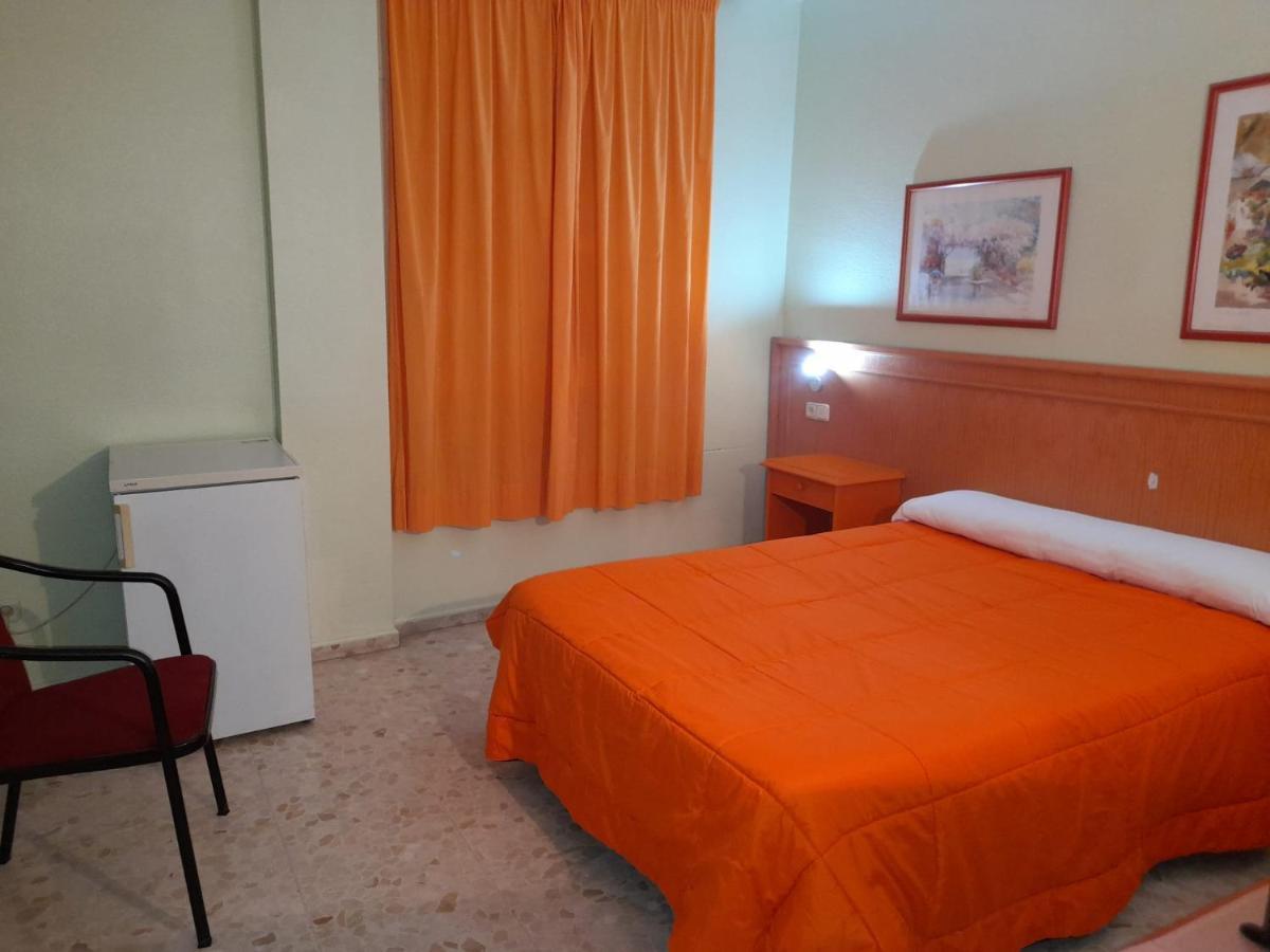 Hostal Carlos III 厄尔埃基多 外观 照片