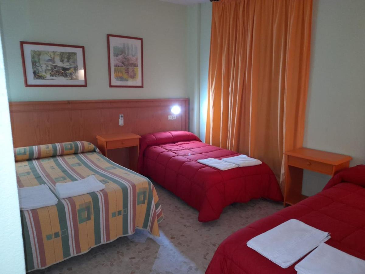 Hostal Carlos III 厄尔埃基多 外观 照片