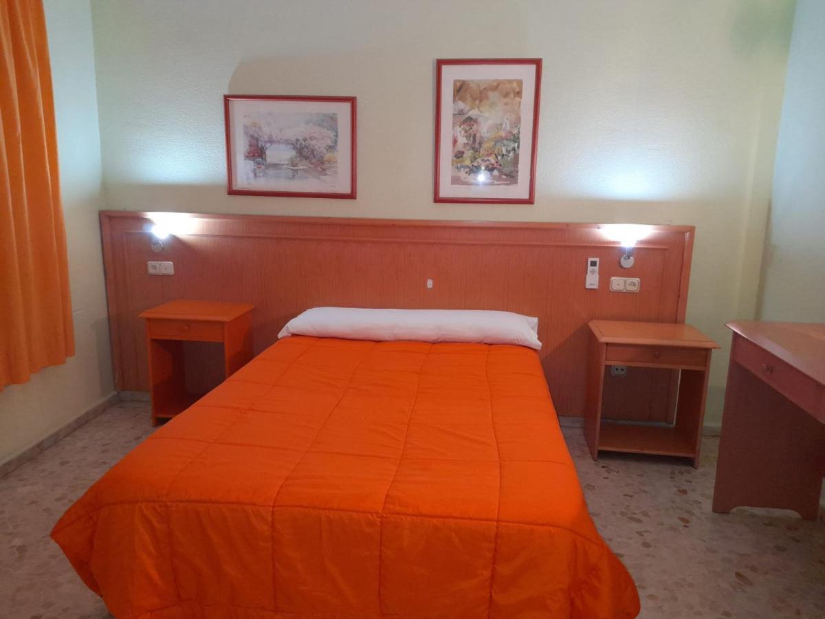 Hostal Carlos III 厄尔埃基多 外观 照片